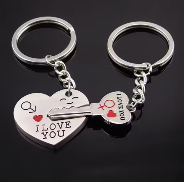 Portachiavi di coppia con chiave del cuore